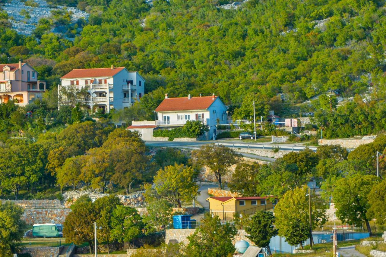 Did Ive Apartamento Sibinj Krmpotski